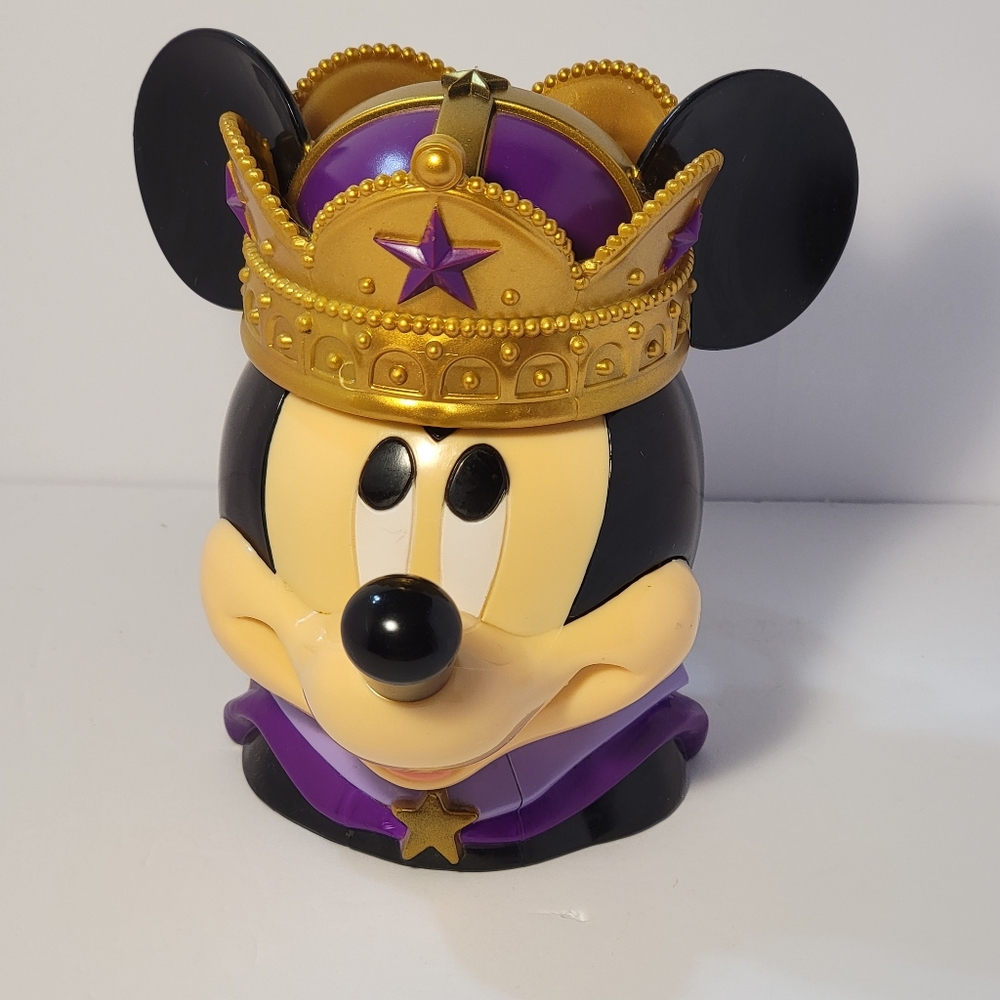 Vintage Mickey Mouse 2001 Ringling Brothers Barnum & Bailey Plastic Flip Lid Mug
